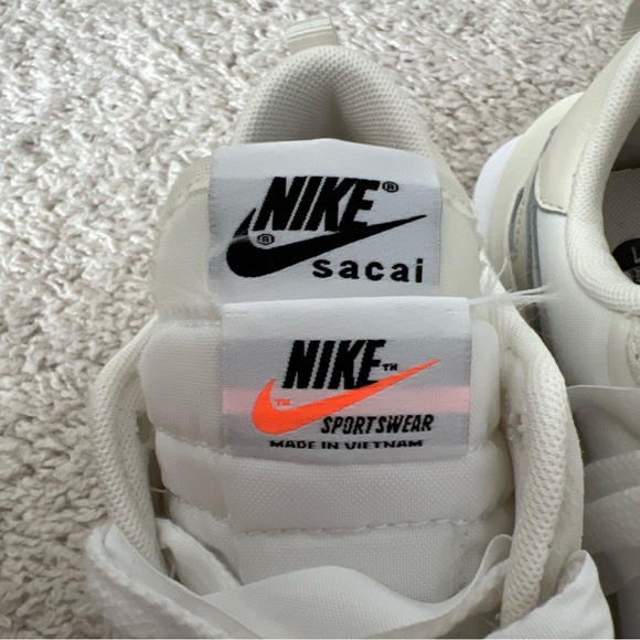 Nike Vaporwaffle Sacai (Sail/Gum) - Picture 11 of 12